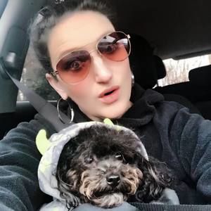 Meet your Posher, Katrina